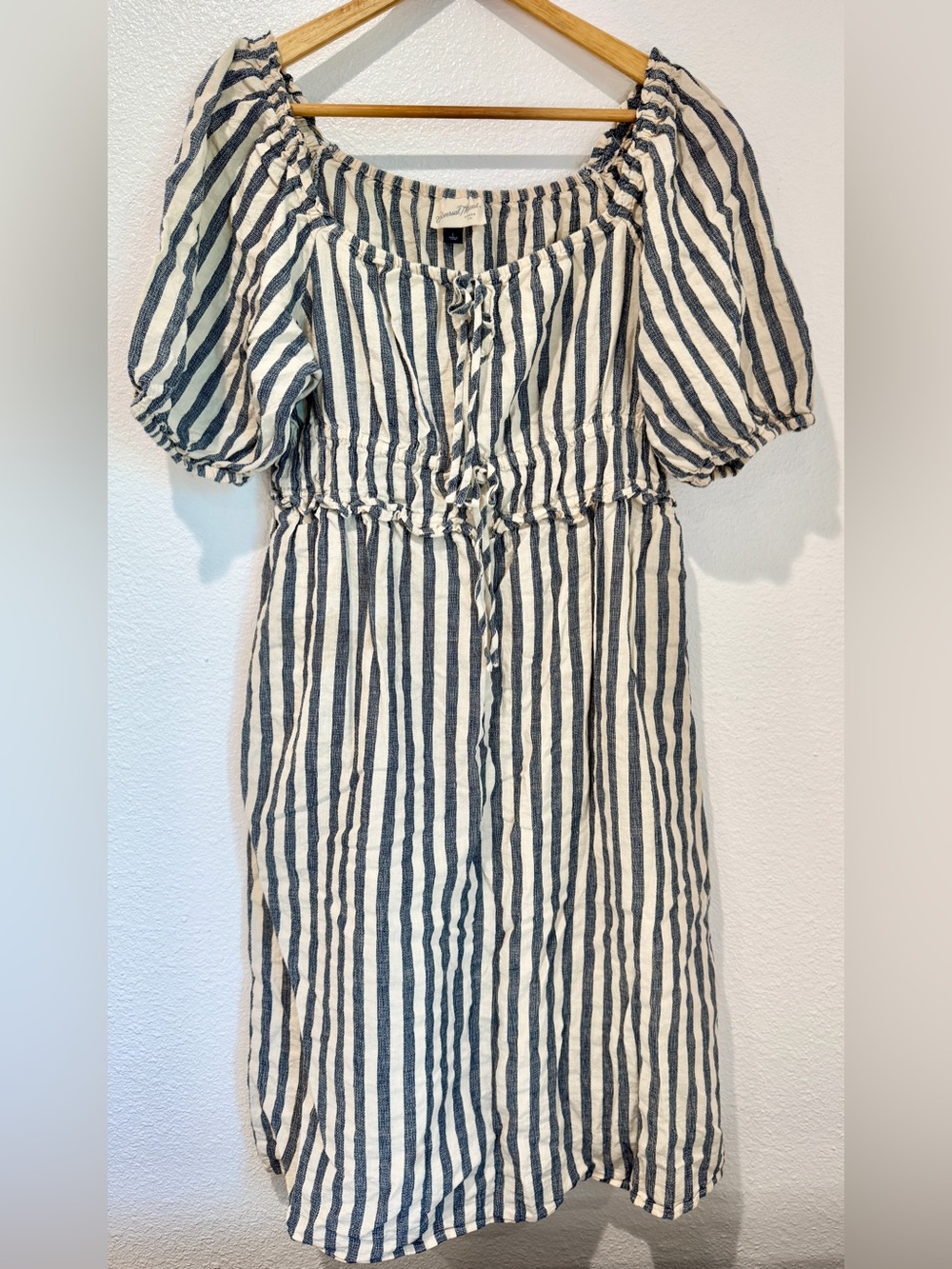 Universal Thread Blue Striped Linen Blend Tie Front Puff Sleeve Dress Prairie L